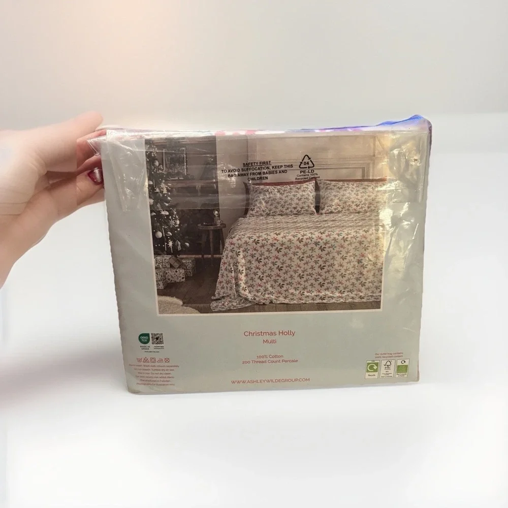 CATH KIDSTON 3 Piece CHRISTMAS HOLLY Twin‎ Sheet Set NIP
